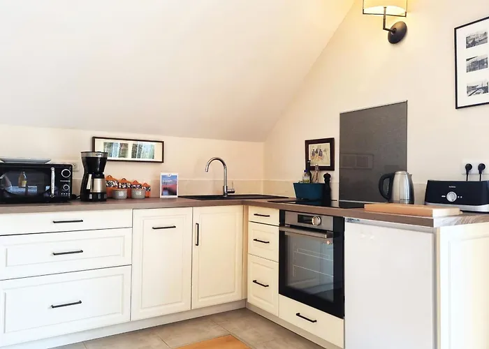 La Bergeronnette - Domaine D'apreval - Campagne 佩尼德派